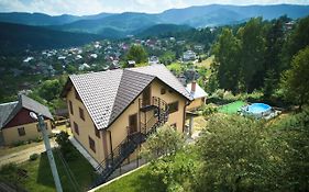 Gazdіvska Hata Guest House